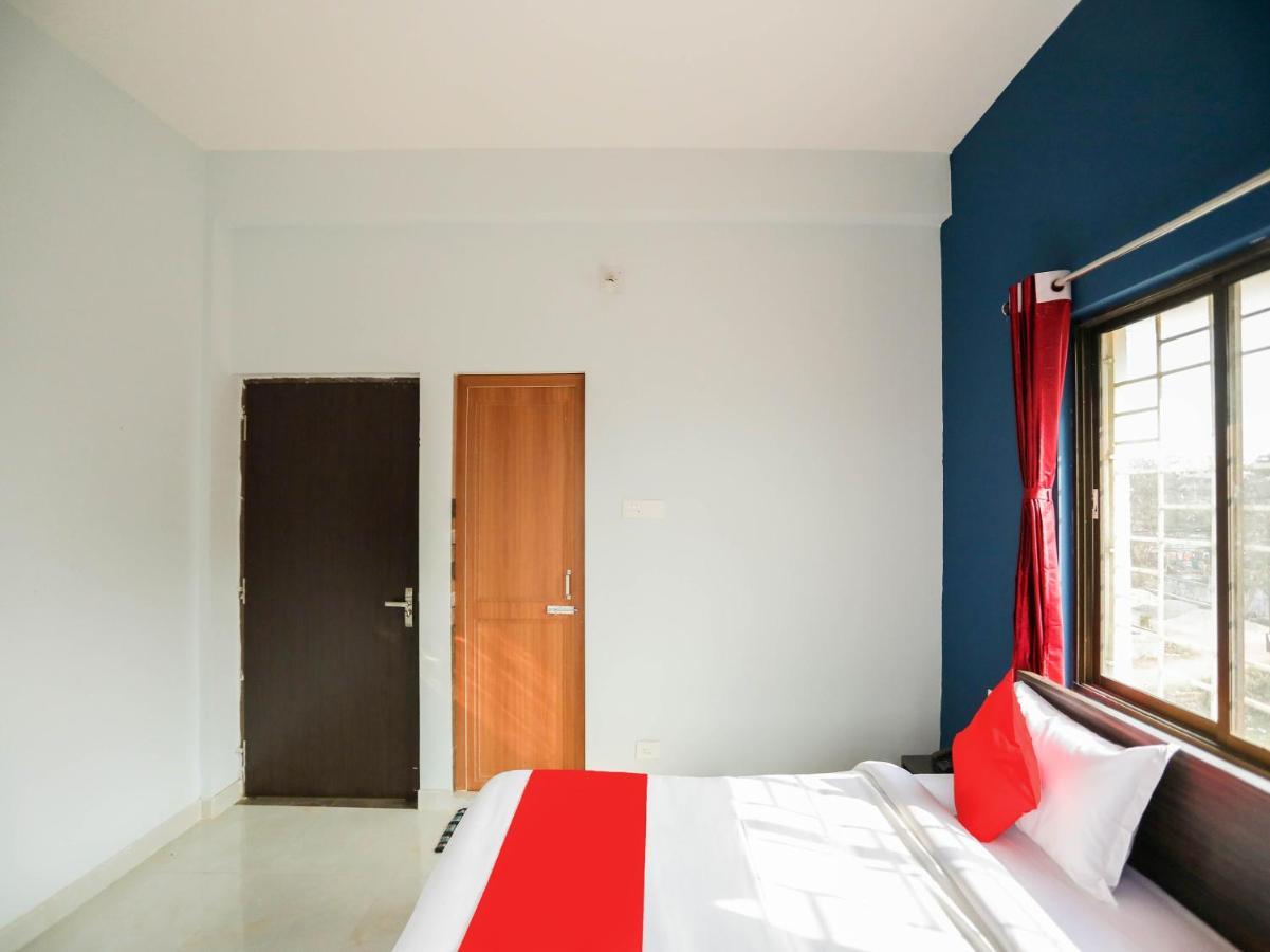 Flagship 76560 Hotel Vanss Bhubaneswar Exterior photo