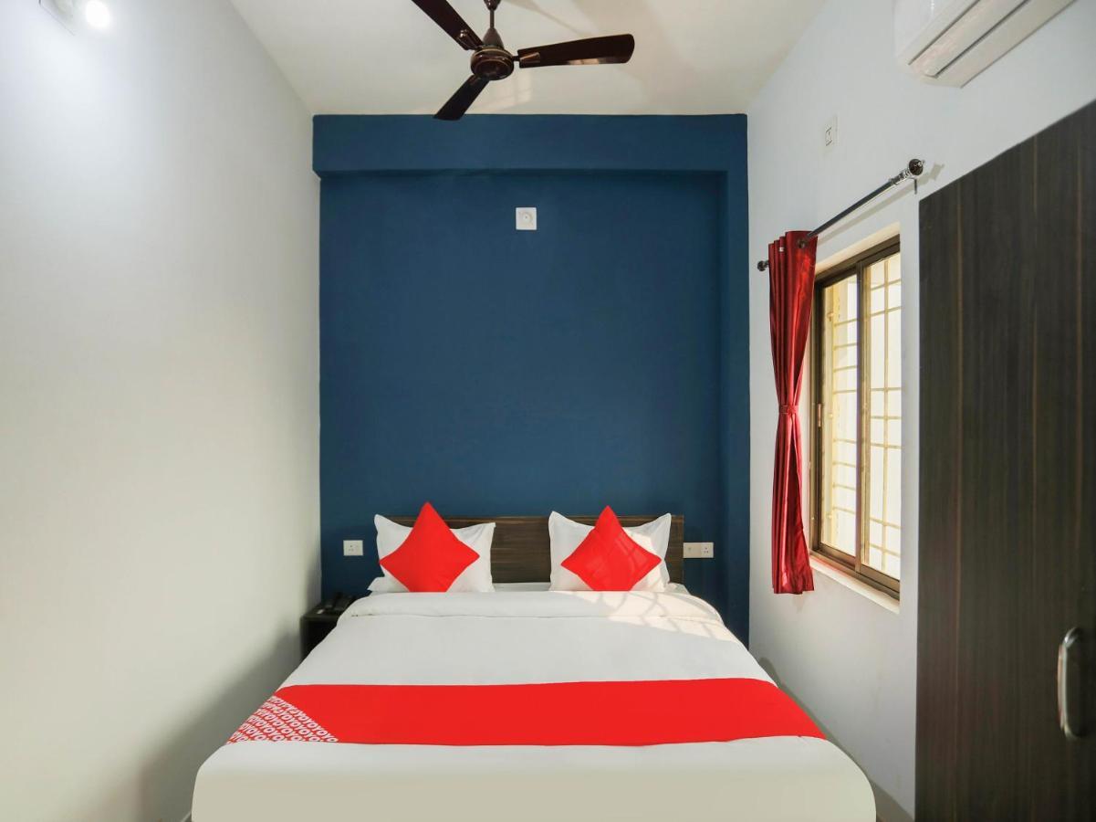 Flagship 76560 Hotel Vanss Bhubaneswar Exterior photo