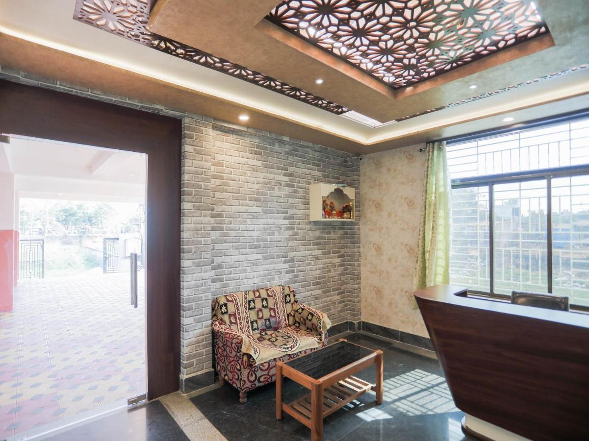 Flagship 76560 Hotel Vanss Bhubaneswar Exterior photo