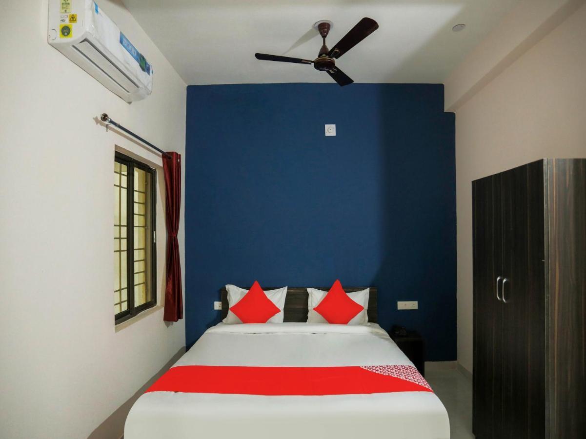 Flagship 76560 Hotel Vanss Bhubaneswar Exterior photo