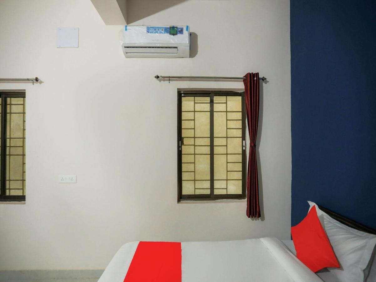 Flagship 76560 Hotel Vanss Bhubaneswar Exterior photo