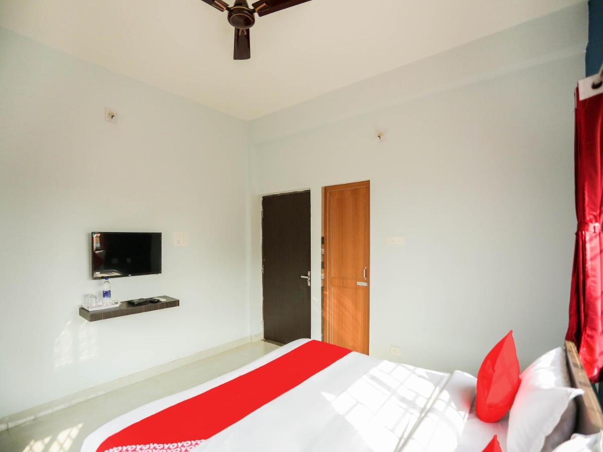 Flagship 76560 Hotel Vanss Bhubaneswar Exterior photo